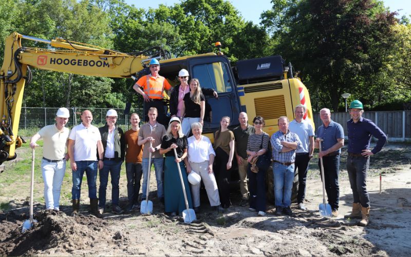 Eerste schop in de grond Hofferie